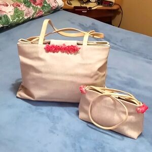 NWOT AVON VINTAGE TOTE BAG SET